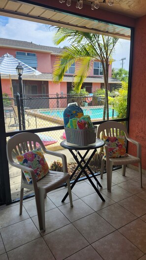 Interior - A Tropical Paradise, 2-bedroom townhouse with AC, WiFi, & pool in Ft. Myers (Fort Myers)