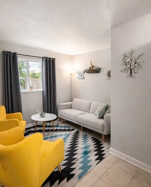 TV connectée, livres, médiathÚque