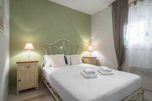 2 bedrooms, iron/ironing board, free WiFi, bed sheets - Siviri Malena by Luxlikehome (Siviri Halkidiki)