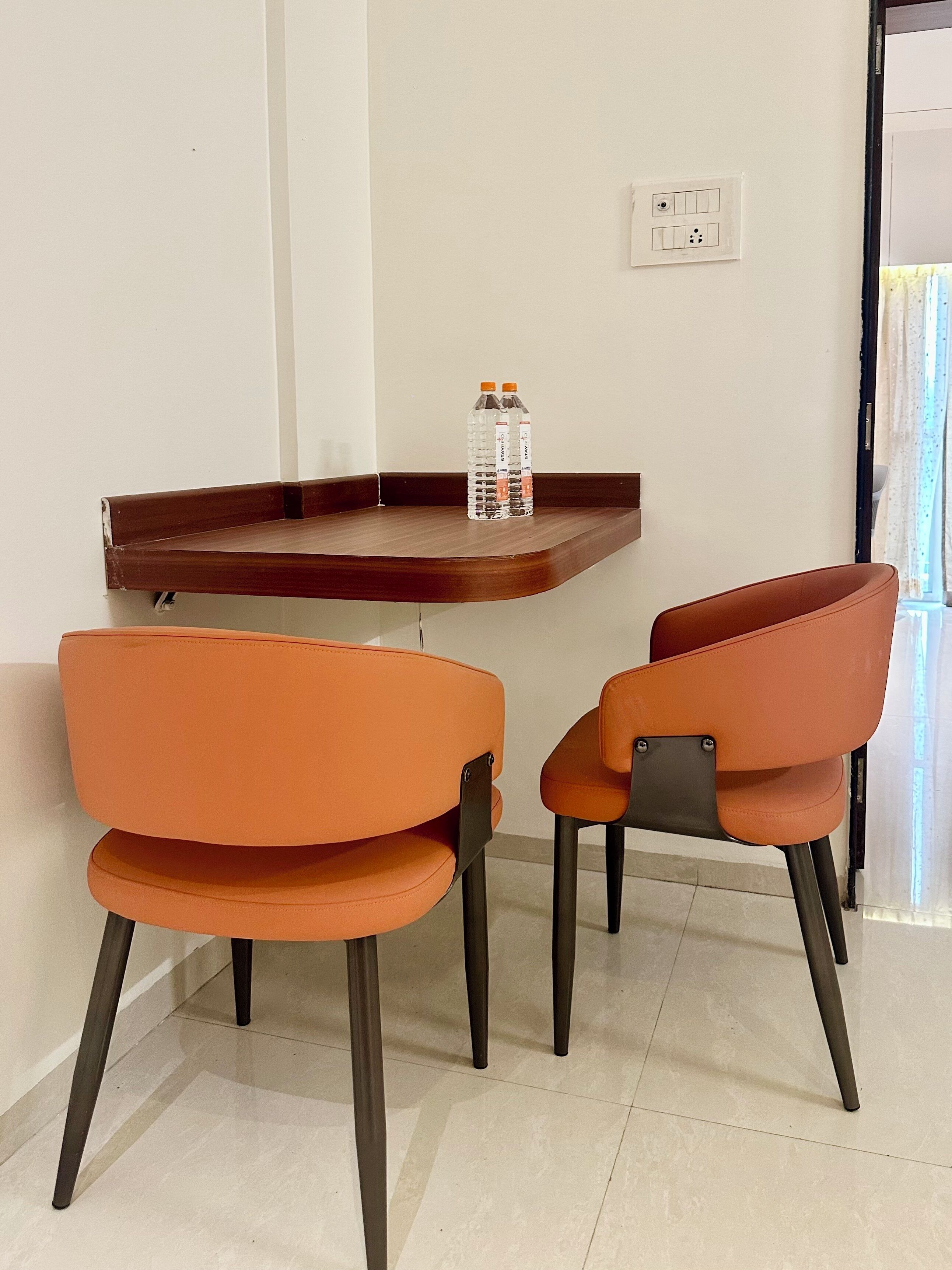 Foto - StayBird - Azure Suites Business Hotel