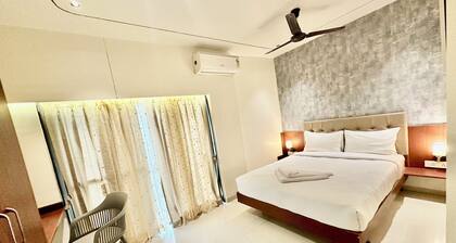 StayBird - Azure Suites Business Hotel