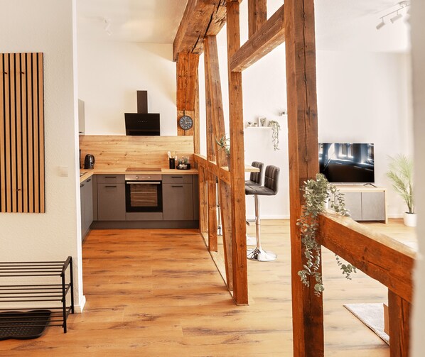 Réfrigérateur, four, plaque de cuisson, lave-vaisselle