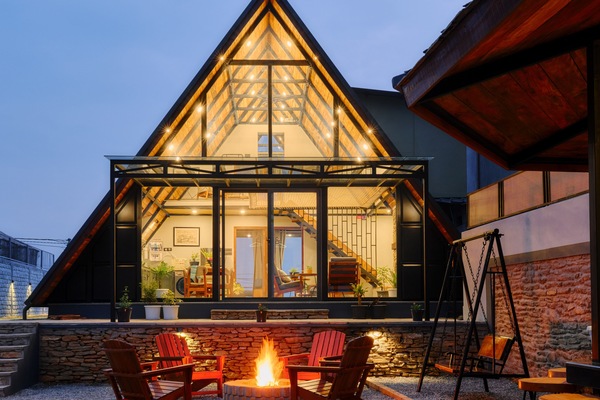 Methlang Villa Night View