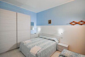 1 habitación y ropa de cama 