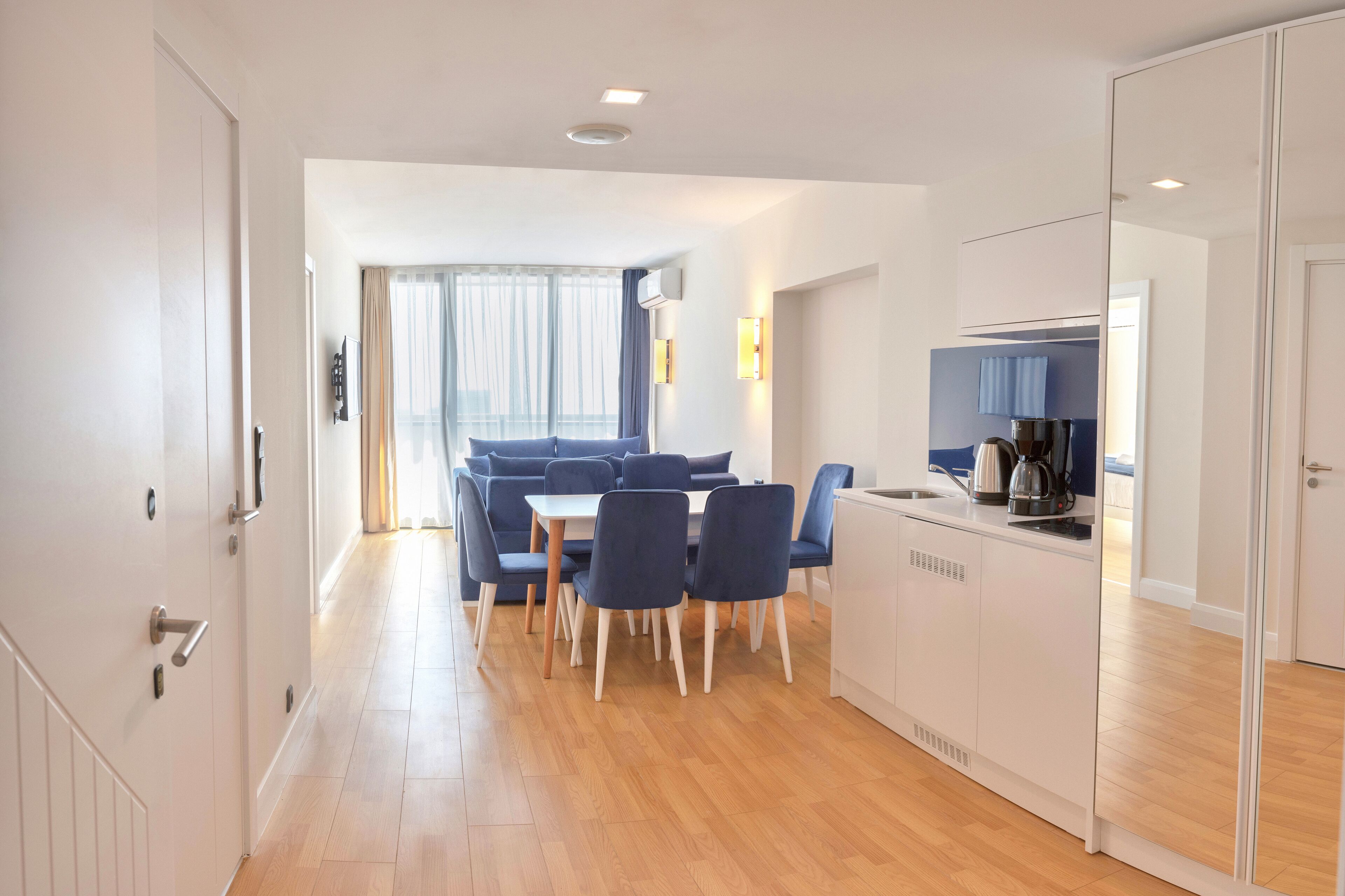 Comfort Apartment, Sea View 043 | Living area