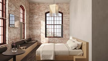 Corner Studio | In-room safe, blackout drapes, iron/ironing board, free WiFi