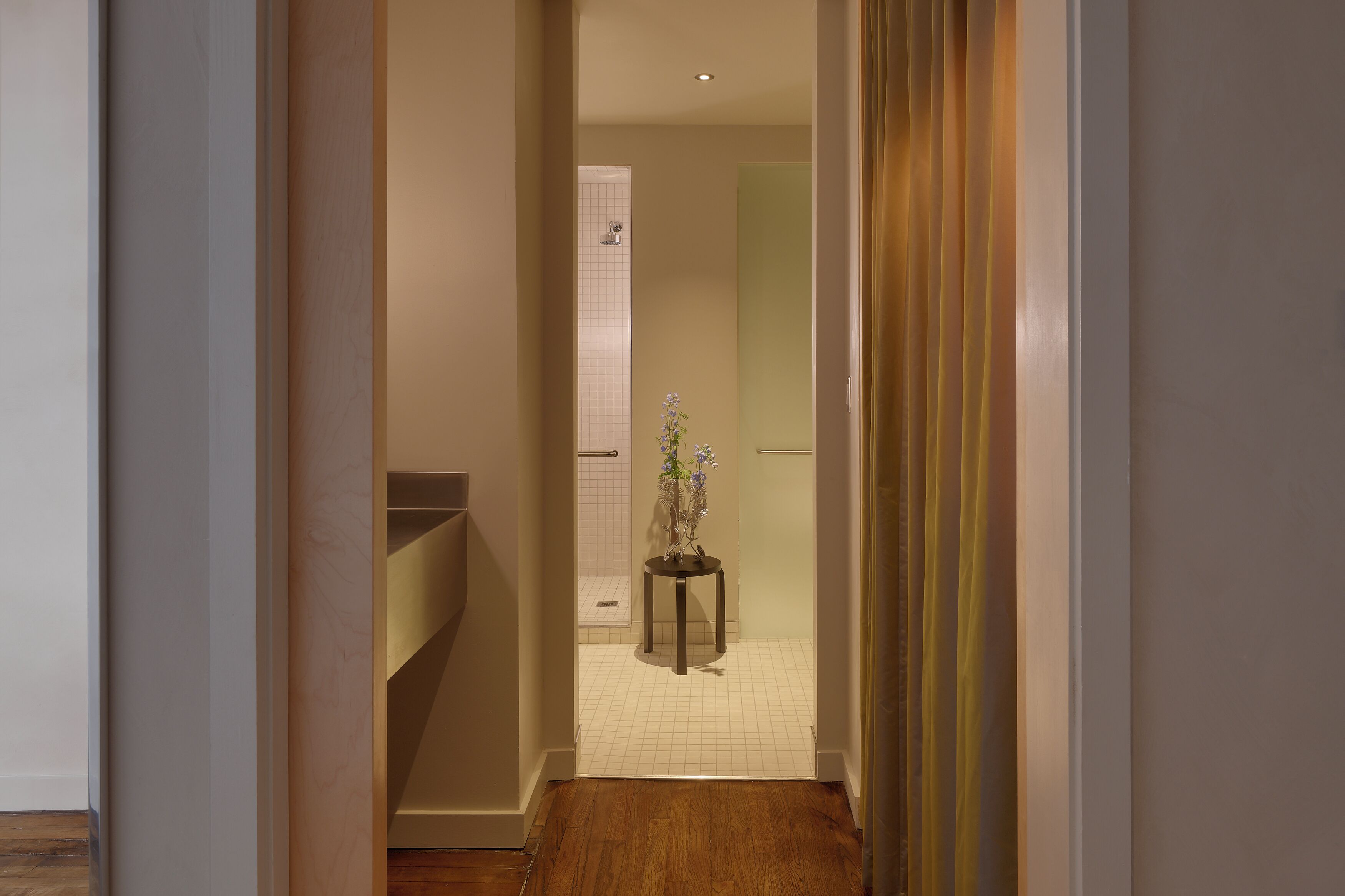 Bathing Studio | 低過敏寢具、羽絨被、客房內保險箱、遮光布/窗簾