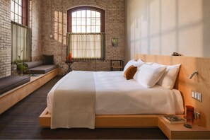 Habitació estàndard | Caixa forta a l'habitació, cortines opaques i planxa i posts de planxar 