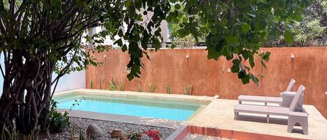 Piscina a l'aire lliure