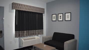 Schreibtisch, Bügeleisen/Bügelbrett, kostenloses WLAN, Bettwäsche