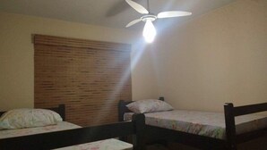 Room - Narayana Yoga Hostel (São José do Rio Preto)