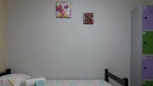 Room - Narayana Yoga Hostel (São José do Rio Preto)