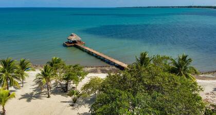 Beachfront-Villa-Family Fun-Pool & Hot Tub-Dock