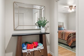 3 chambres, fer et planche à repasser, Wi-Fi gratuit, draps fournis
