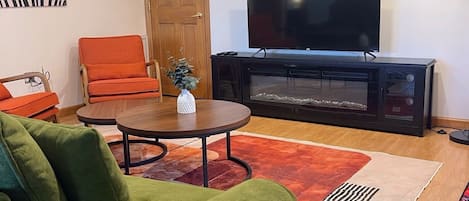 Smart TV y chimenea