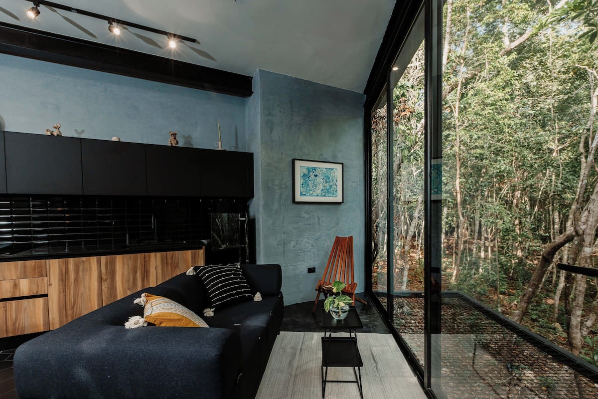 Bungalow, 1 Bedroom, Garden View | Living area