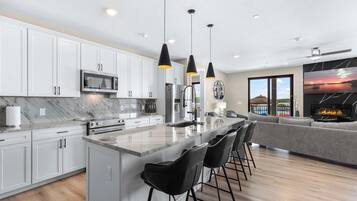 Condo, Multiple Beds, Balcony (Piece of Paradise) | Private kitchen | Fridge, microwave, oven, stovetop