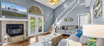 Shore Thing - Lakefront for 12