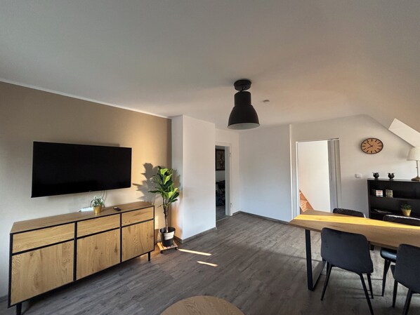 Interior - Orangerie Lemon Loft - Quiet time-out with balcony & country view (Duisburg)