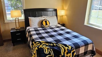 2 chambres, fer et planche Ă repasser, Wi-Fi gratuit, draps fournis