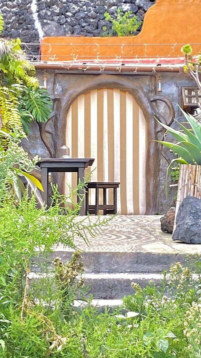 La Cuevita, cave styled Studio.