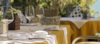 ธุนส์ ดอร์ฟครุก