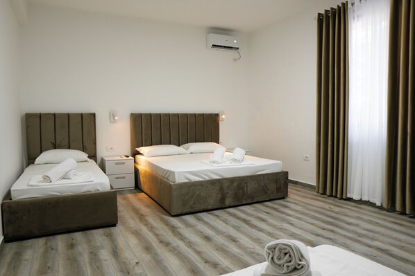 Chambre Quadruple Confort, vue ville