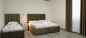 Tepelena Center Hotel