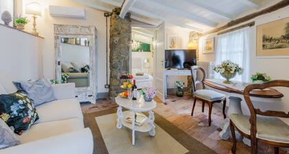 Tuscan Farmhouse With Infinity Pool Retreat