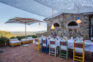 House | Balcony - Tuscan Farmhouse With Infinity Pool Retreat (Lucca)