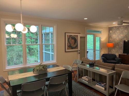Convenient well appointed home near downtown Carrboro and farmers market
