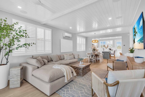 Smart-TV, Tischtennisplatte