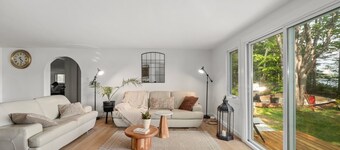 Cottage by the lake - cozy escape