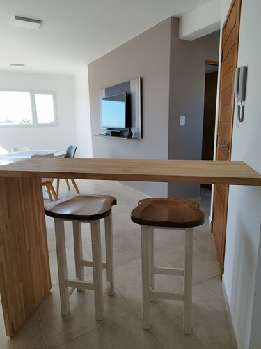 Modern 2-bedroom apartment with WiFi in Miramar
