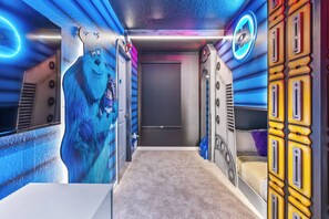 9 bedrooms, iron/ironing board, travel cot, WiFi