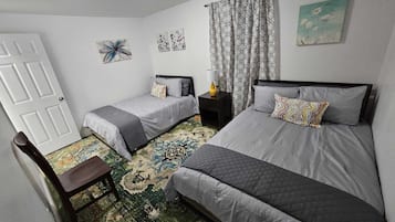 3 bedrooms, desk, iron/ironing board, WiFi