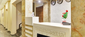 Super Townhouse Kankarbagh