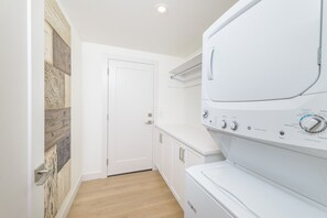 Interior - Modern Suite by Black Mountain Golf Club (Kelowna)