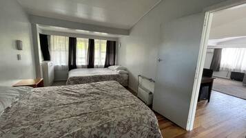 3 sovrum, wi-fi och sÀngklÀder