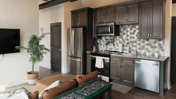 Microwave, oven, stovetop, dishwasher