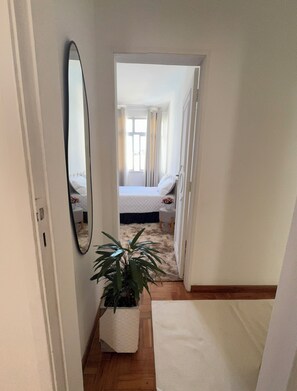 2 bedrooms, iron/ironing board, WiFi, bed sheets - 2 bedroom apartment Porto Barra sea view (Barra Salvador)