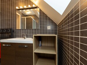 Interior - Le corsaire by Interhome (Cancale)