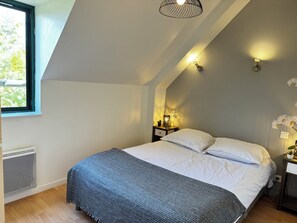 2 bedrooms, internet