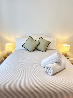 2 soverom, strykejern/-brett, wi-fi og sengetøy