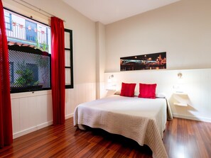1 bedroom, internet, bed sheets