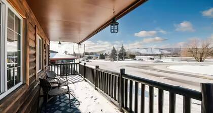 Boyne Mtn Views! 2BR w/ Patio & Fire Pit Access