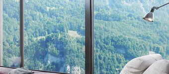 The Loft @ 132 – A Tranquil Escape in the Heart of Kingston