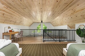 2 chambres, fer et planche à repasser, Wi-Fi, draps fournis