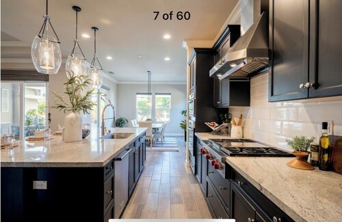 Beautiful newer 3,000 sq ft single story 4-bedroom house with WiFi, AC,