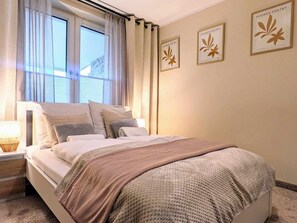3 bedrooms, individually furnished, bed sheets - Comfortable Apartment, Sauna Included in the Price (Kołobrzeg)